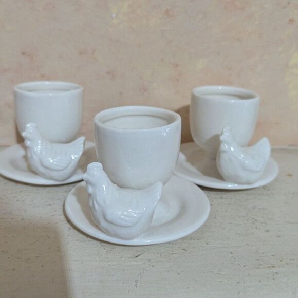 vintage Ceramic Egg Cups Chicken Design    Breakfast Decor Set Of 3 Farmhouse - Picture 3 of 8